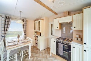 Willow-classic-dining-kitchen