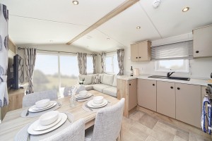 Sunburst-dining-kitchen